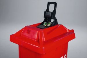 Container 240 liter, rood, met blikpers